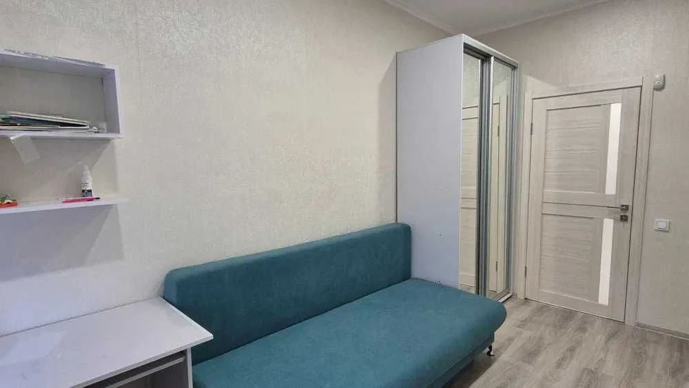 Selling a 2-bedroom apartment in the Parkovy Kvartal residential complex, 70 sq m (22838)