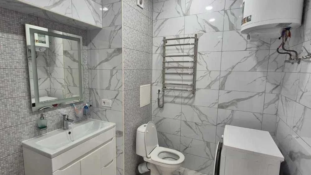 Selling a 2-bedroom apartment in the Parkovy Kvartal residential complex, 70 sq m (22838)
