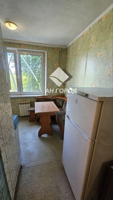 Kholodnaya Gora, Cherednichenkovskiy Lane 7, 3-room apartment