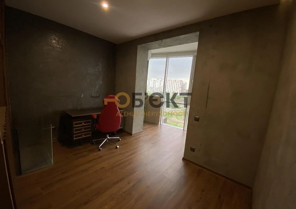 2-room apartment for sale, 69 m2, River Town residential complex, Naukov city