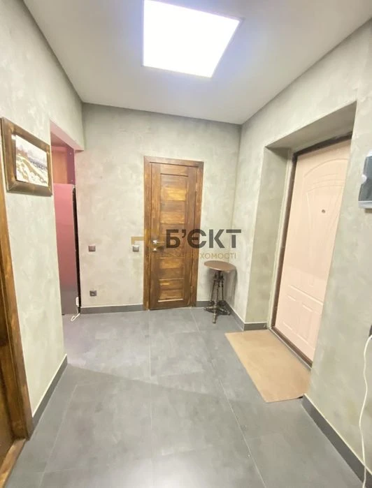 2-room apartment for sale, 69 m2, River Town residential complex, Naukov city