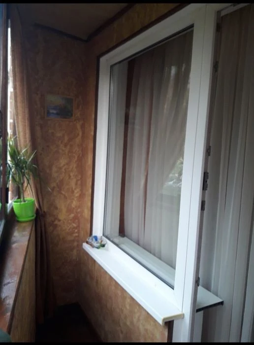 I will sell a 3-room apartment in TRK Ukraine