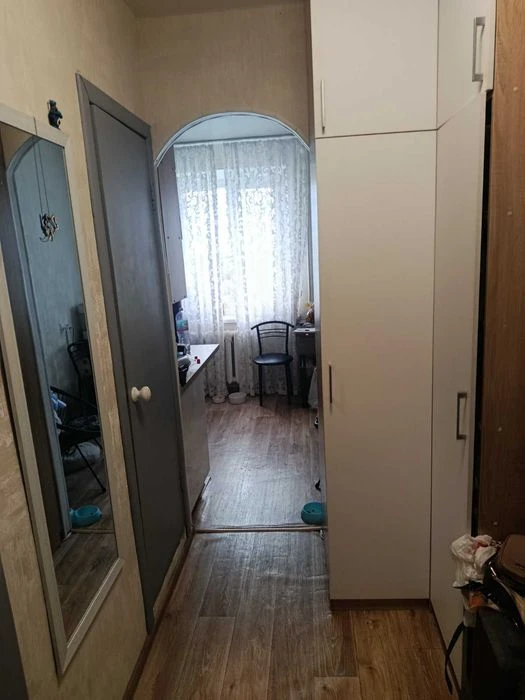 Сади, затишна 1 кім. квартира з ремонтом.