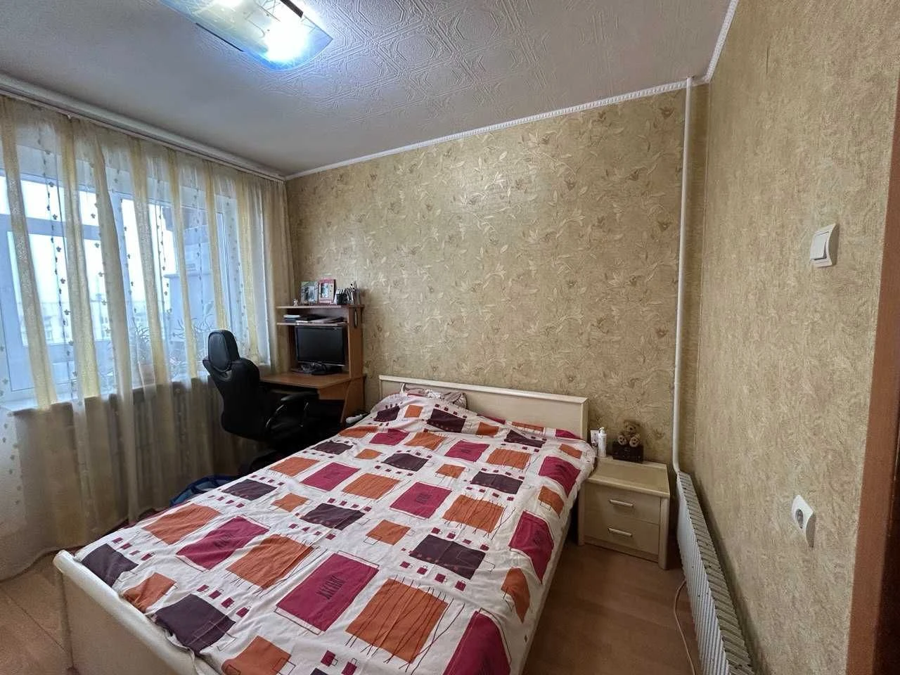 Продам 4-х кв ул. Гарибальди. Салтовка. 84 м2. М. Студенческ