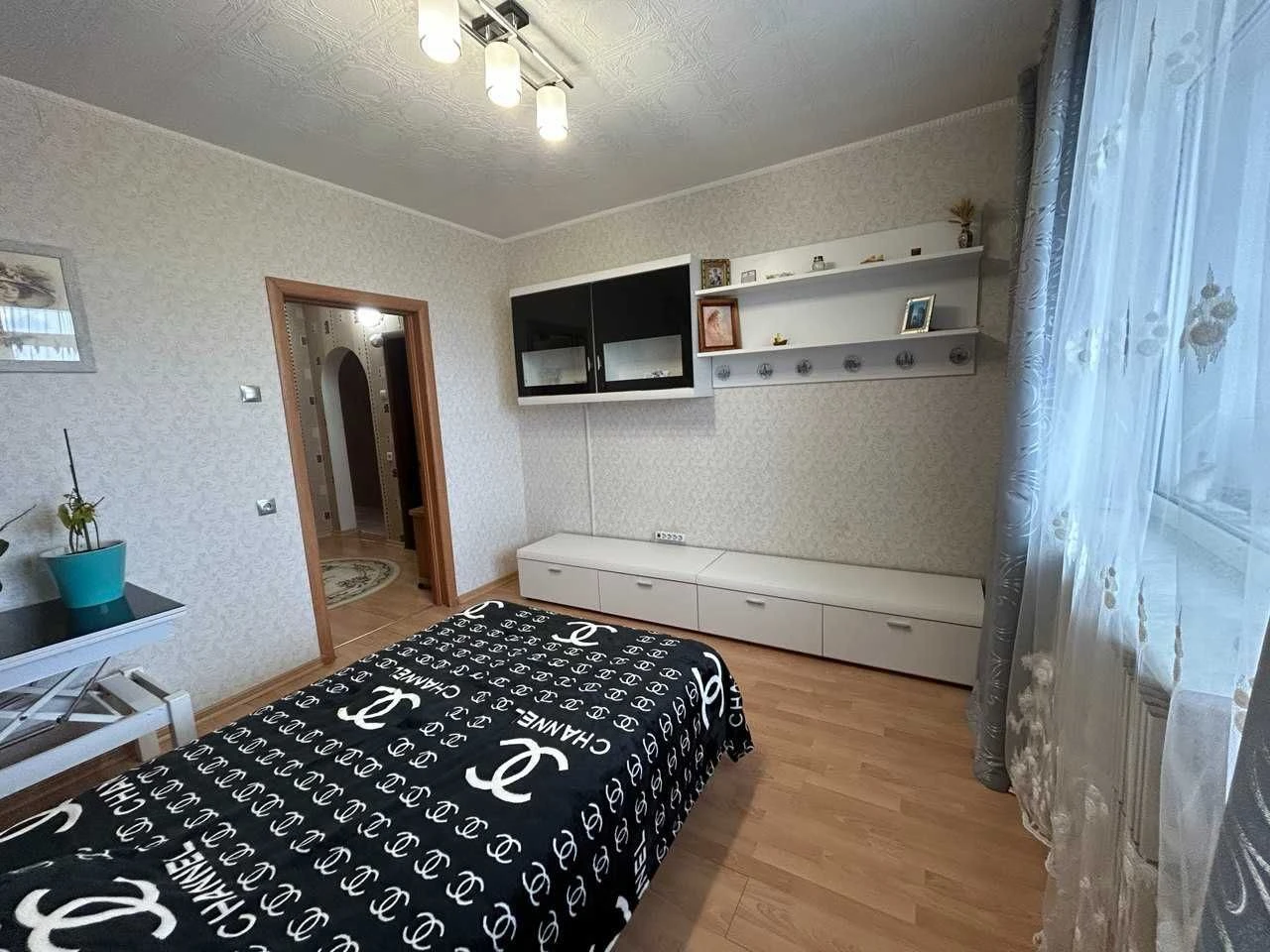 Продам 4-х кв ул. Гарибальди. Салтовка. 84 м2. М. Студенческ