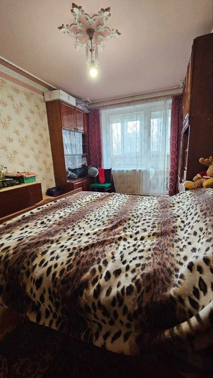 VS3Продається 3 кімнатна квартира у гарному житловому стані