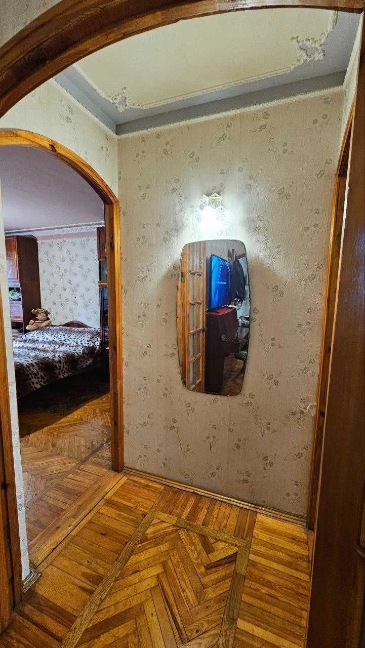 VS3Продається 3 кімнатна квартира у гарному житловому стані
