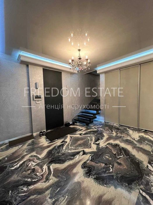 200тыс.$ ПРОДАЖА / Красивая квартира в центре/ Премиум класс