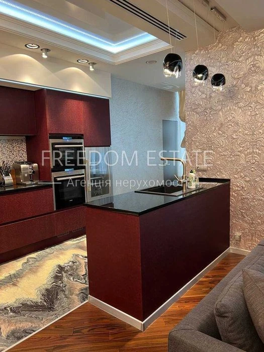 200тыс.$ ПРОДАЖА / Красивая квартира в центре/ Премиум класс