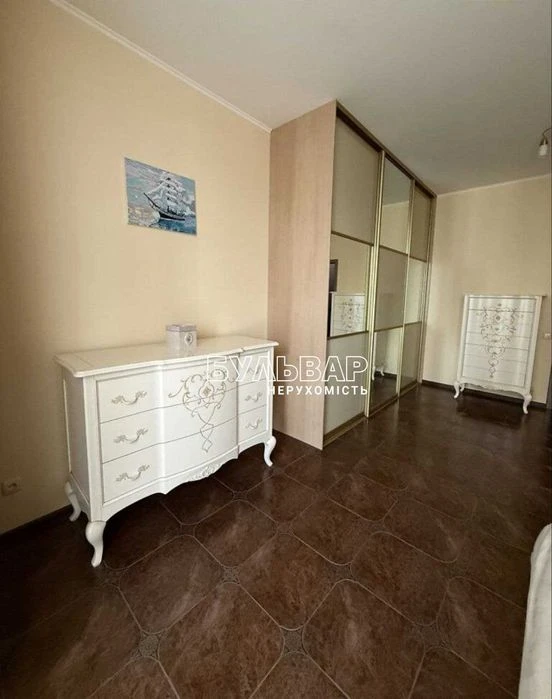Продам 3 к.кв  - 120 м2, Новострой, ЖК МКДУ, пр. Науки,  23