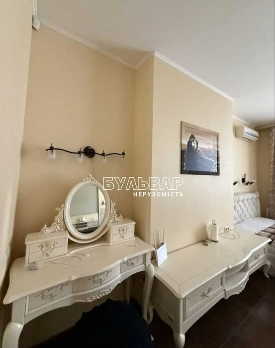 Продам 3 к.кв  - 120 м2, Новострой, ЖК МКДУ, пр. Науки,  23