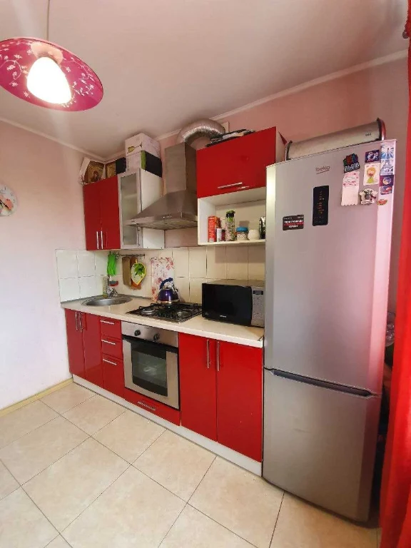 У продажу 1 к.кв. метро ,,Левада,, 1 хвилина