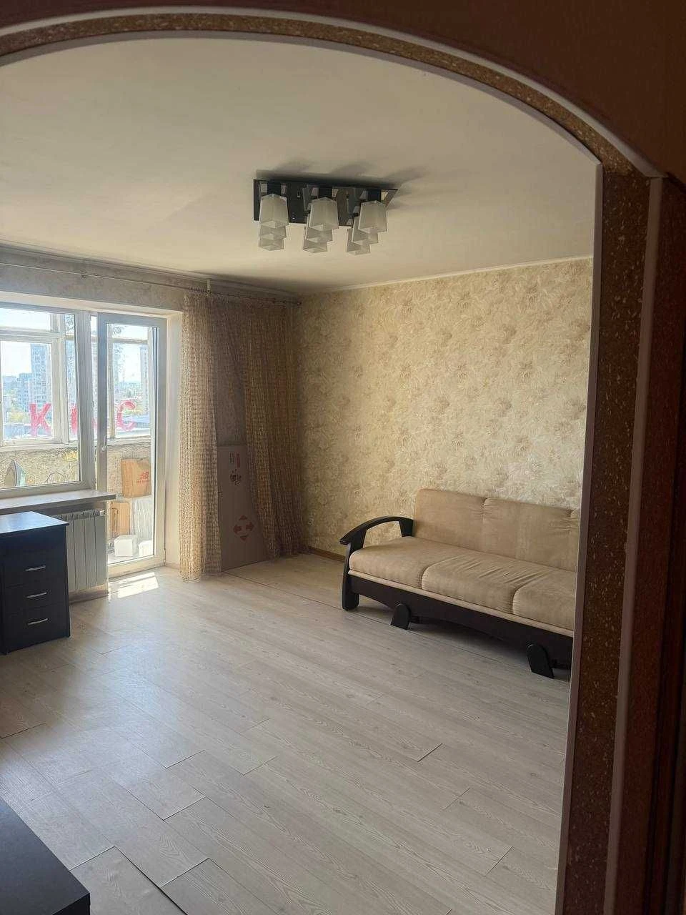 У продажу 1 к.кв. метро ,,Левада,, 1 хвилина