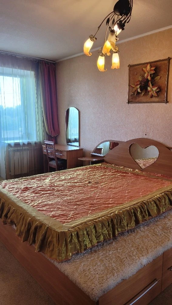 Продам 3-к, 83м, дом 2001г, кирпич, Британская 23а, метро Ки
