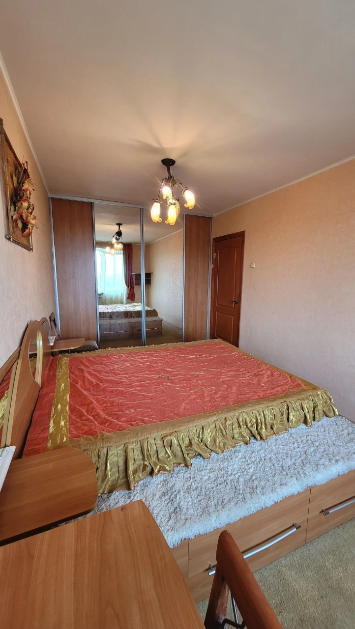 Продам 3-к, 83м, дом 2001г, кирпич, Британская 23а, метро Ки