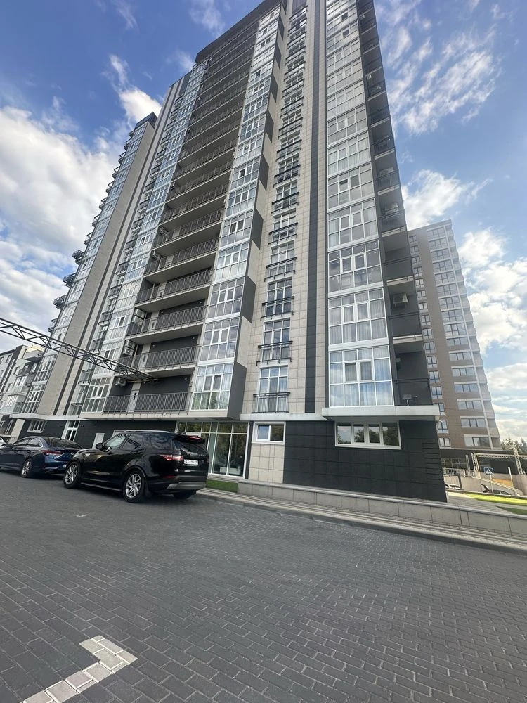 Продам 4 комнатную двухуровневую ЖК Ключ 160 метров pp1