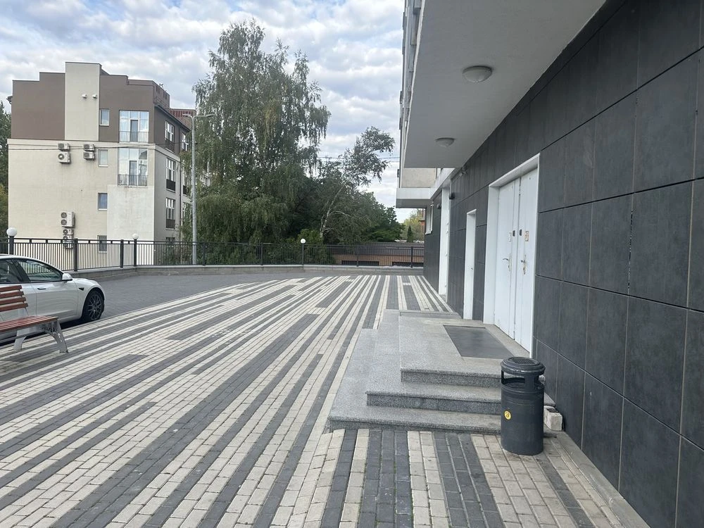 Продам 4 комнатную двухуровневую ЖК Ключ 160 метров pp1