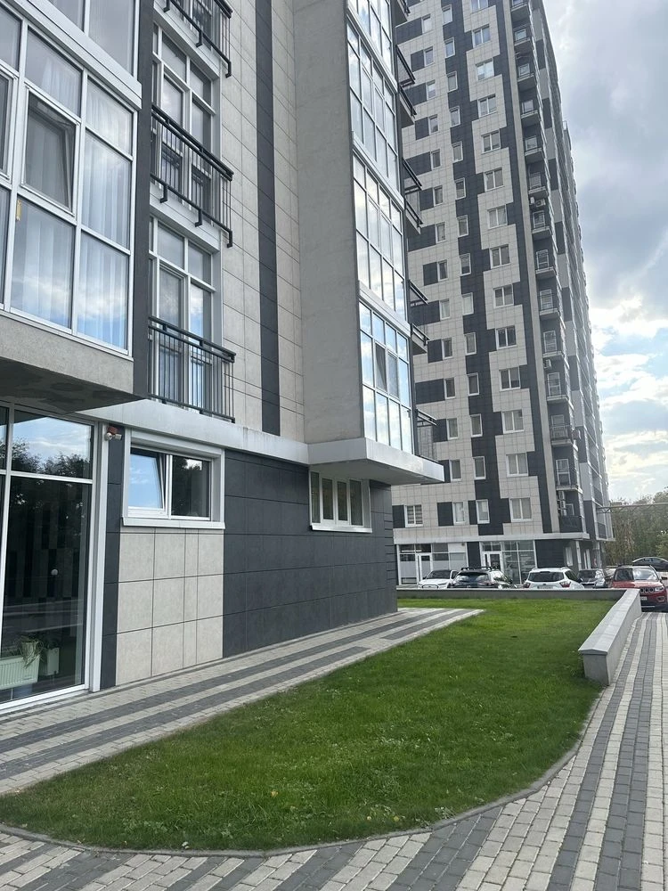 Продам 4 комнатную двухуровневую ЖК Ключ 160 метров pp1