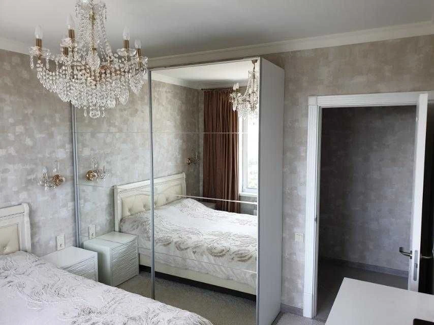 Продажа 2 к. квартири Холодная Гора Евроремонт