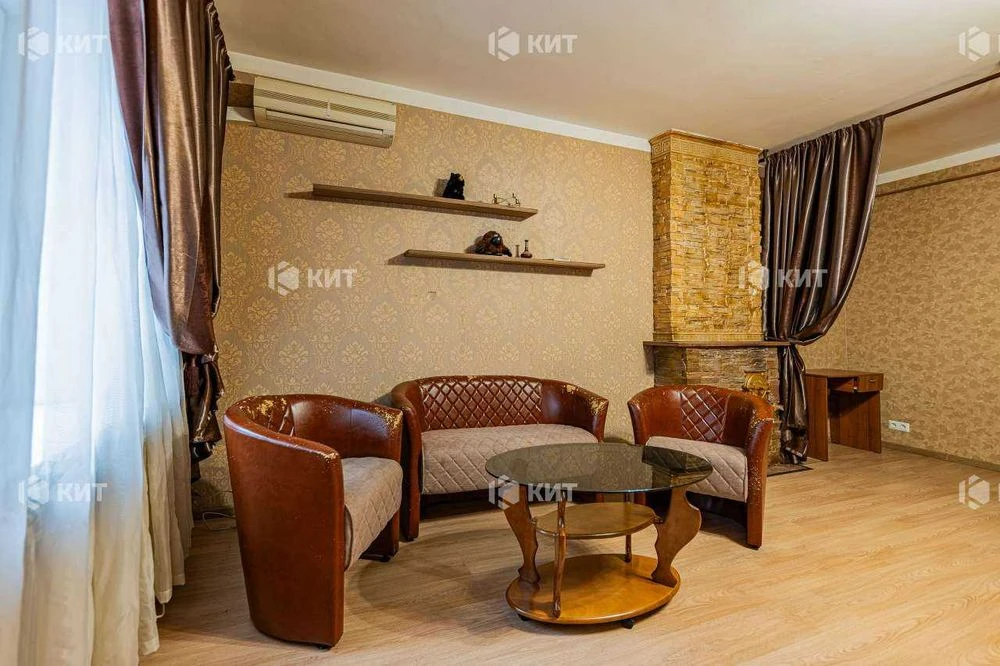 2к. 70м2 Центр (пер. Троицкий 10, м. Площадь Конституции) 12