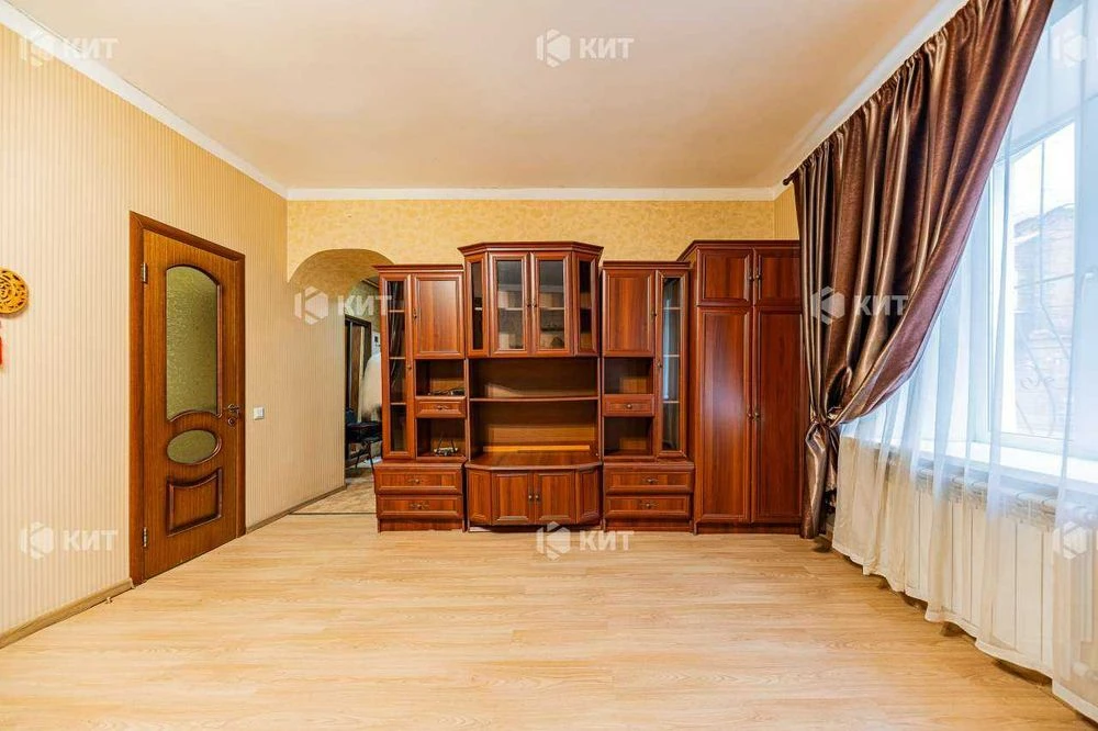 2к. 70м2 Центр (пер. Троицкий 10, м. Площадь Конституции) 12