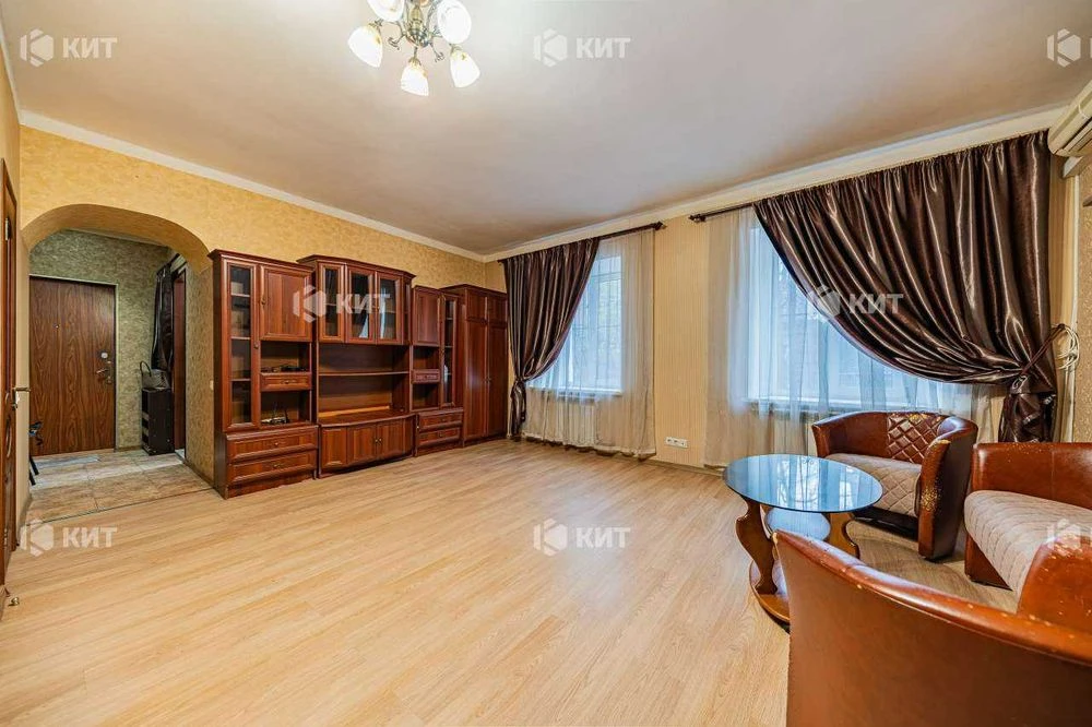 2к. 70м2 Центр (пер. Троицкий 10, м. Площадь Конституции) 12