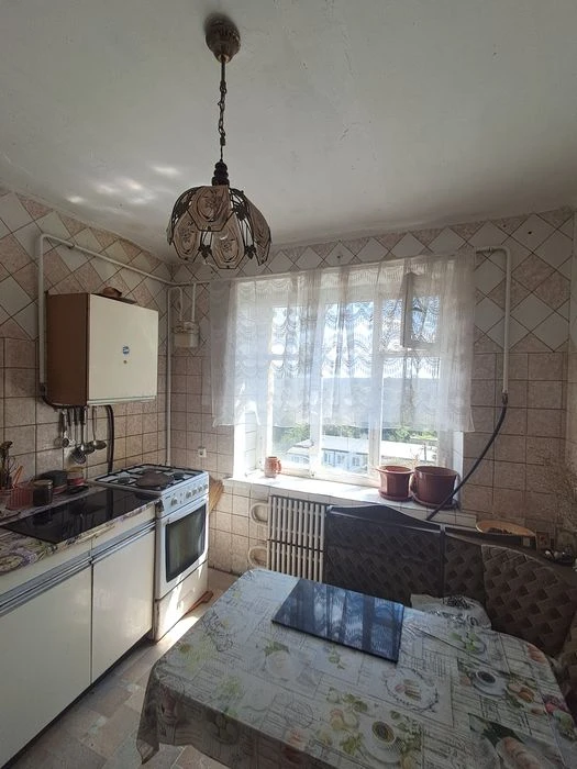 Продам 3 к.кв в экологическом пригороде 18 км.от Харькова