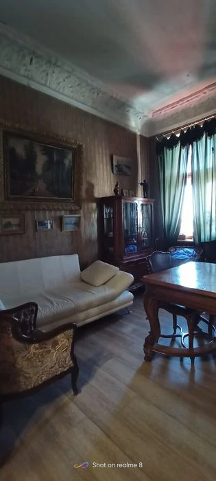 Сертификат.Продам 4ком.квартира. Центр.М Площадь Конституции