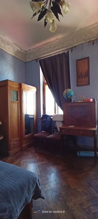 Сертификат.Продам 4ком.квартира. Центр.М Площадь Конституции