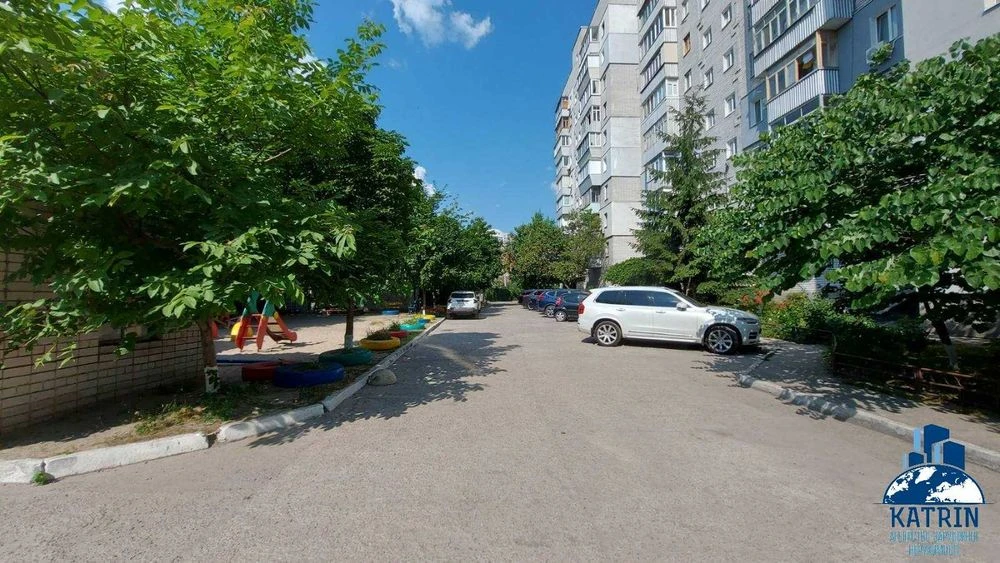 2-комнатная квартира проспект Слобожанский, район ТЦ «Наша