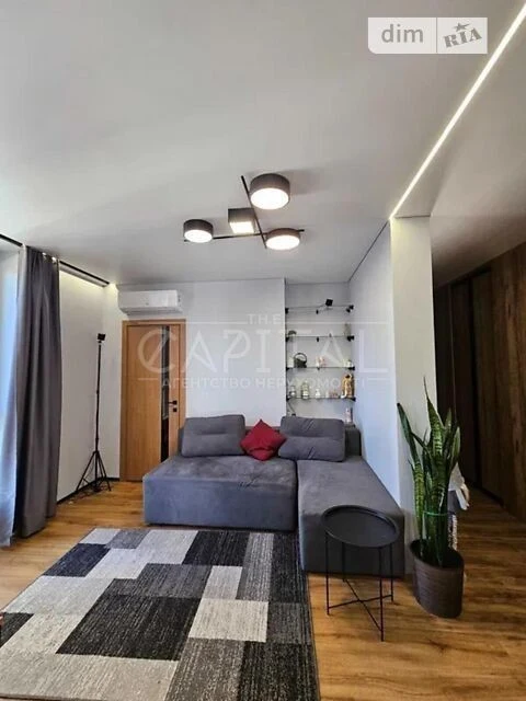 Sale of 3-room apartment 85 sq. m on Vsevolod Zmiyenka Street 19 • I