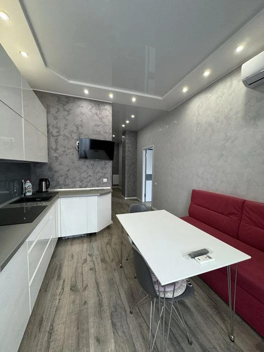 Продам 2 комнатную квартиру ЖК Аксиома,ремонт, мебель
