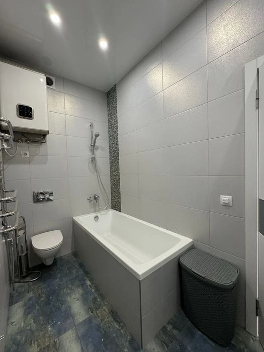 Продам 2 комнатную квартиру ЖК Аксиома,ремонт, мебель