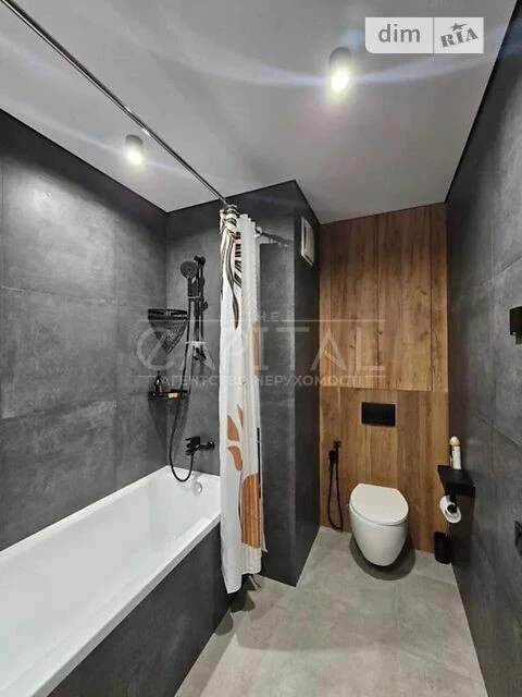 Sale of 3-room apartment 85 sq. m on Vsevolod Zmiyenka Street 19 • I