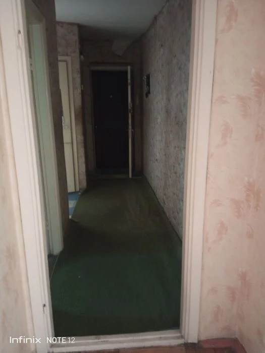 Продам квартиру Миколи Корищенка 30б