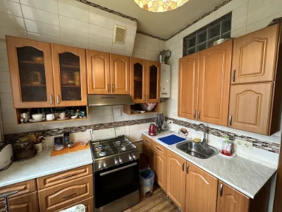 Продам 2х.кв. 2/2 S-43м2 кирпич  газ  на Лысой горе , круг Н