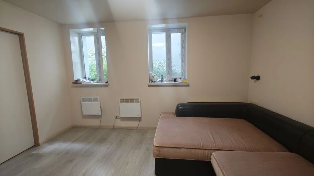 Продам 2-к квартиру в центре Днепра