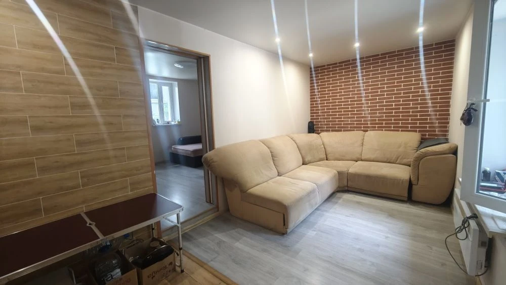 Продам 2-к квартиру в центре Днепра