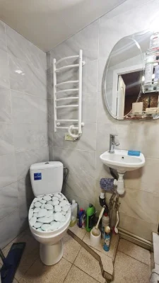 Продам 2-к квартиру в центре Днепра