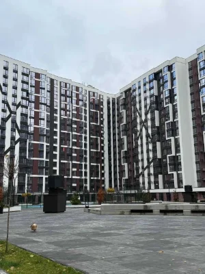 Терміновий продаж!! Видової 1.5 кім.квартири на міське озеро