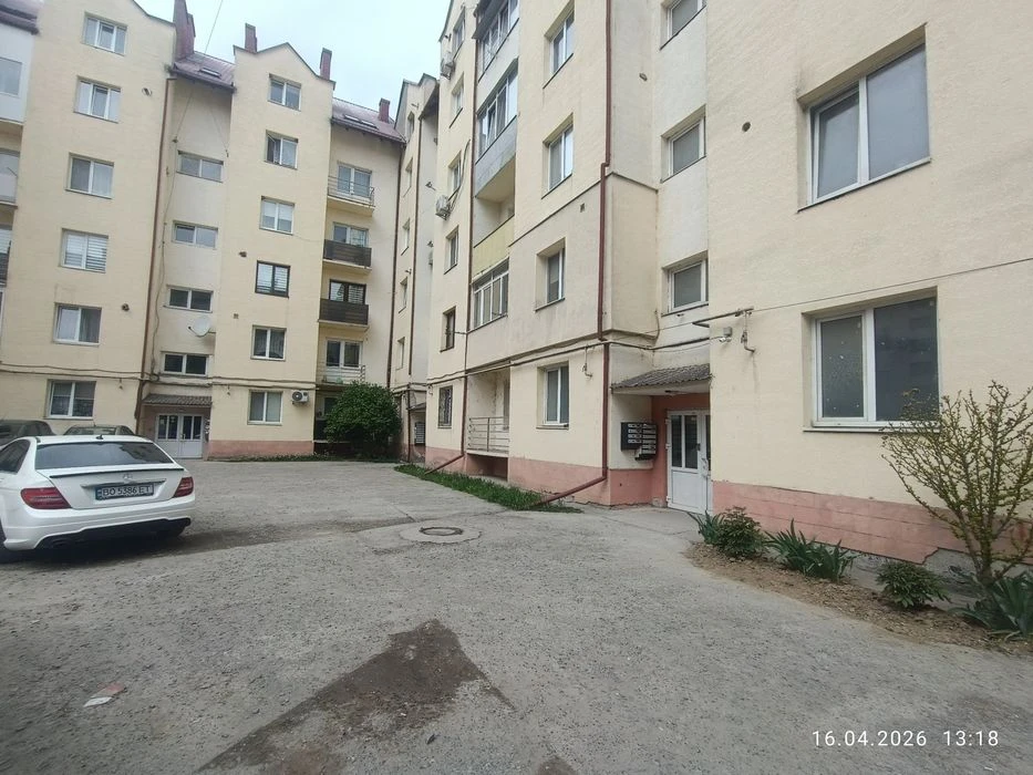 Ціну ЗНИЖЕНО Продаж 2 кімн Квартири пл.Корятовича