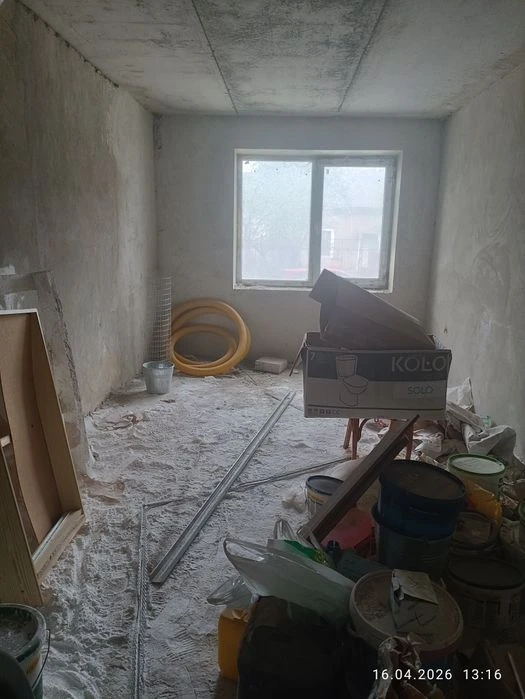 Ціну ЗНИЖЕНО Продаж 2 кімн Квартири пл.Корятовича