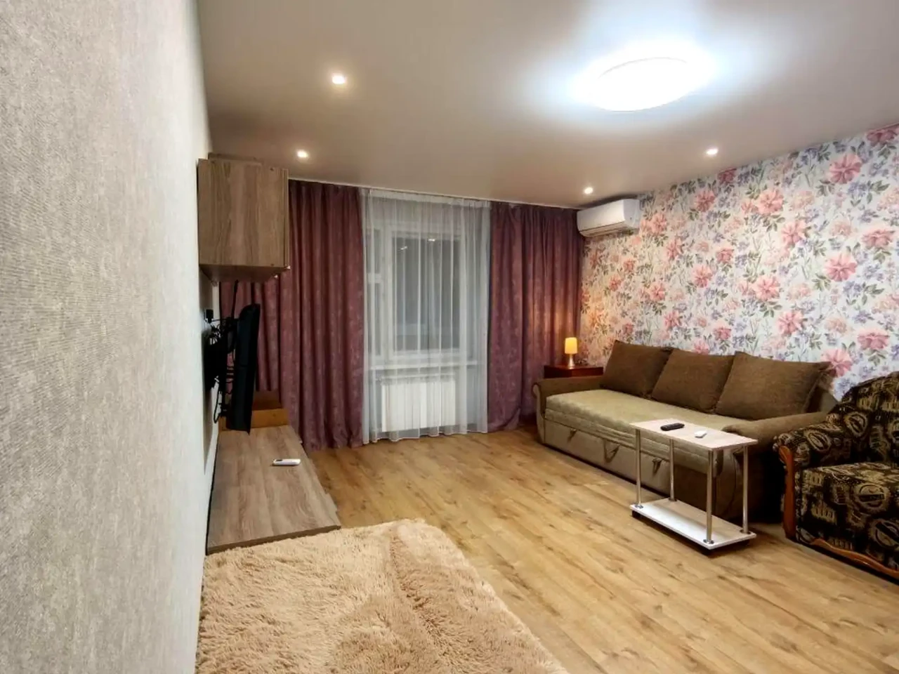 Оренда квартири 1-кімн. 40 м² 3/18 пов.