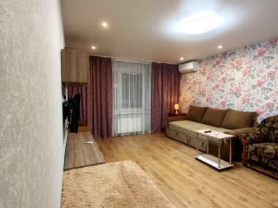Оренда квартири 1-кімн. 40 м² 3/18 пов.