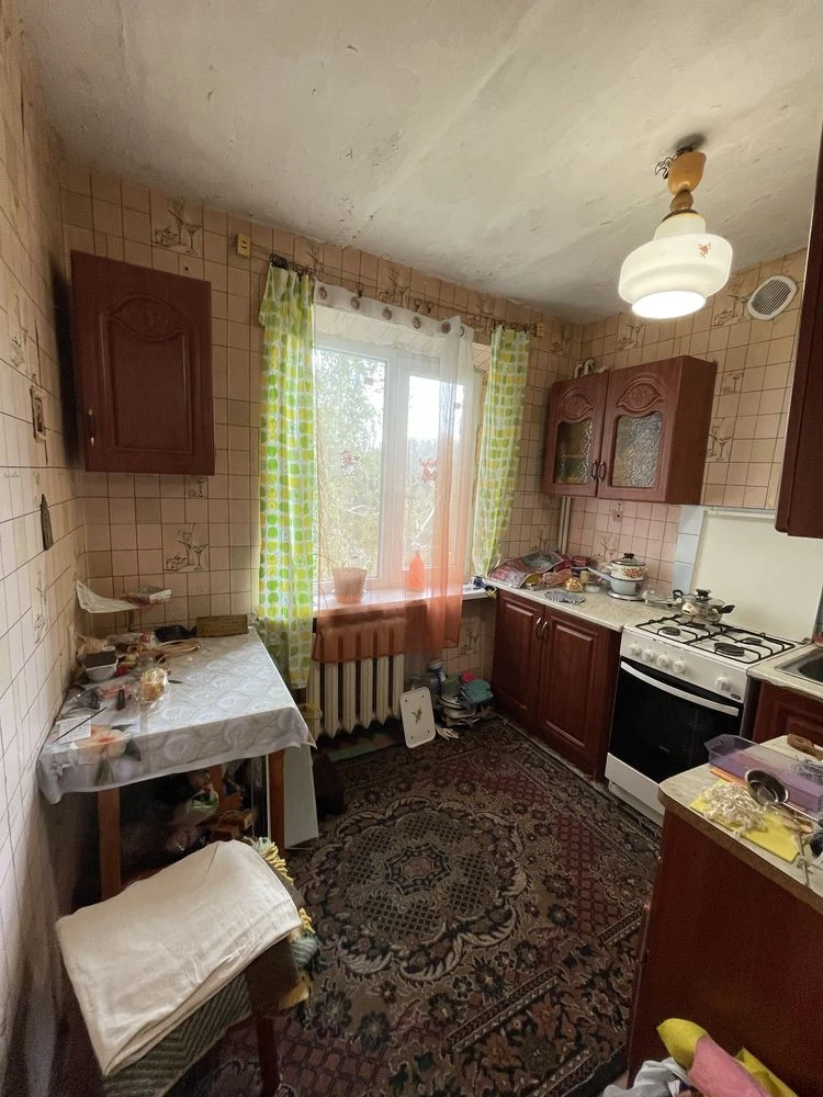 Продаж 2 к кв 12 квартал Б. Хмельницького