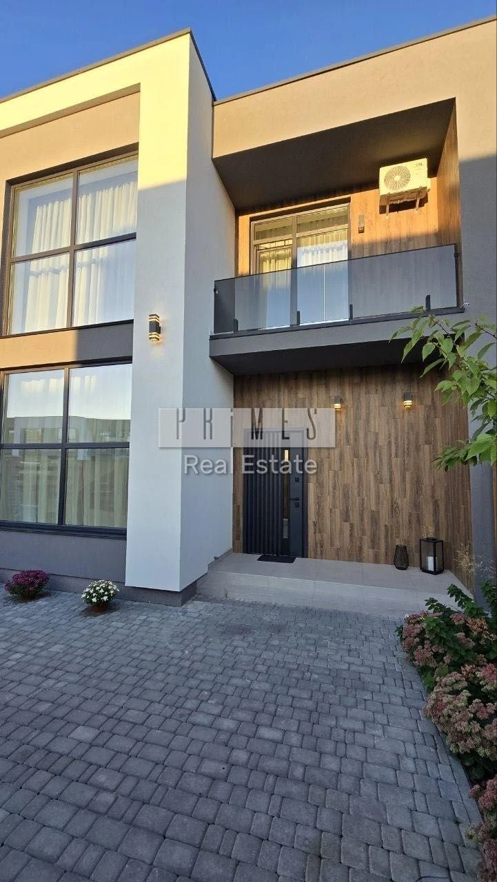 Продаж Дуплекс | 135 м² | 4 кімнати
