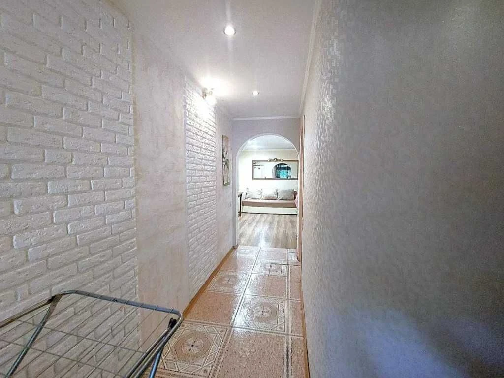 Палубная / Адмиральский: продам 2-этажную квартиру в уютном