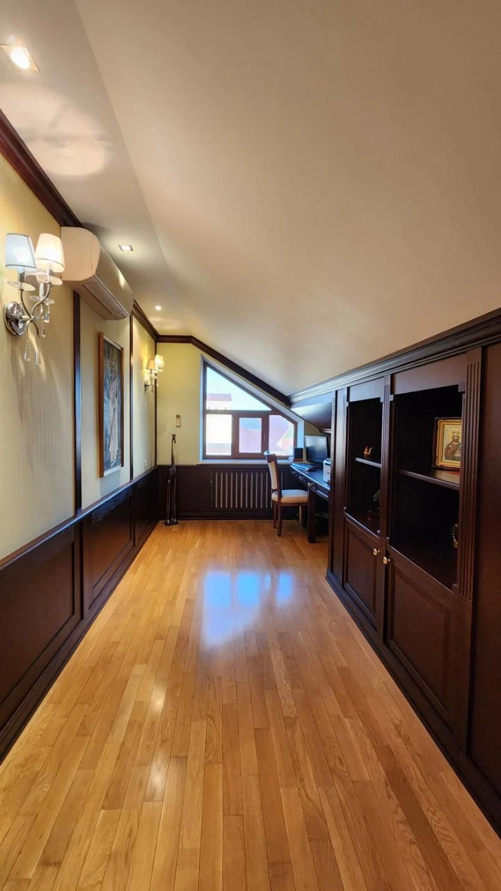 Продажа ДОМА в Совиньоне-1,  340м², 15 соток