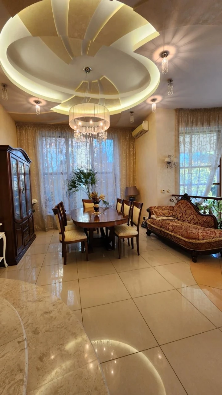 Продажа ДОМА в Совиньоне-1,  340м², 15 соток