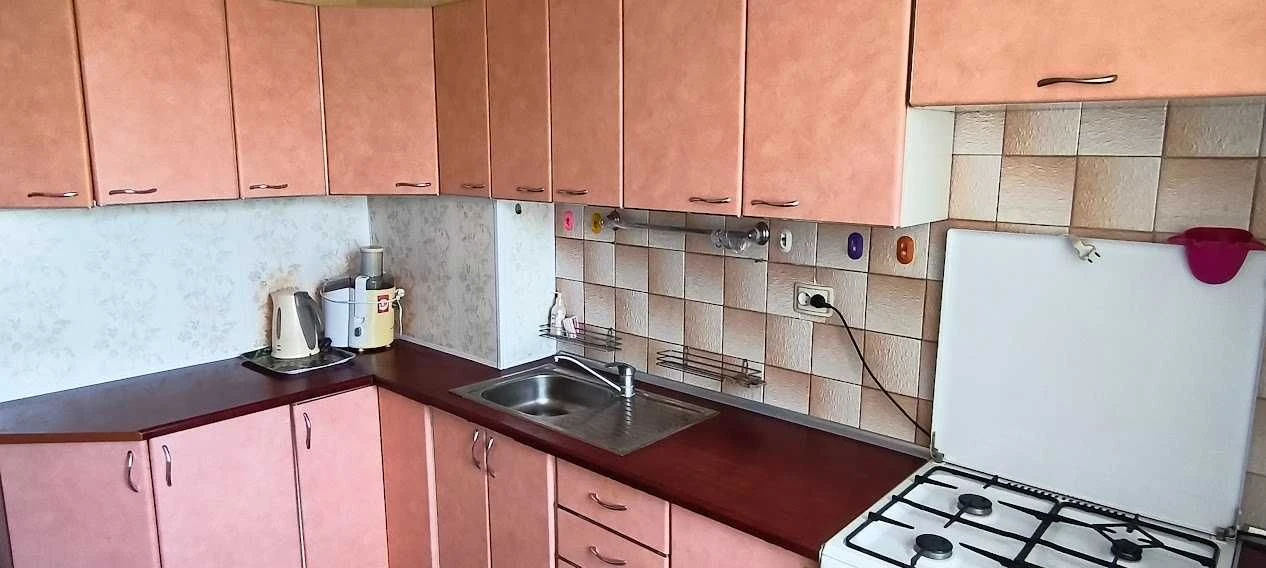 Продаж квартири з автономним опаленням в 12 мкрн